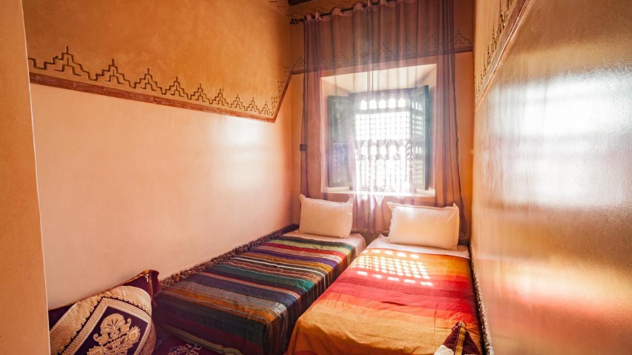 Ecolodge L'Ile De Ouarzazate Tarmigt ภายนอก รูปภาพ